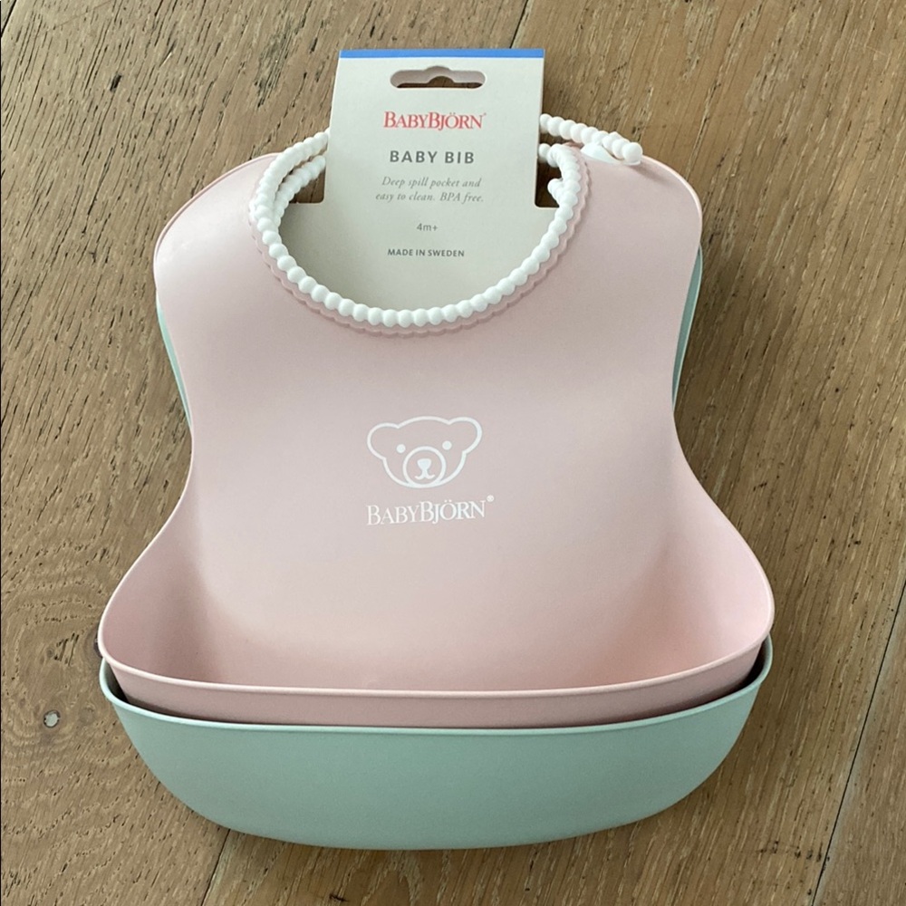 Babybjorn Pink and Sage Baby Bib Set
